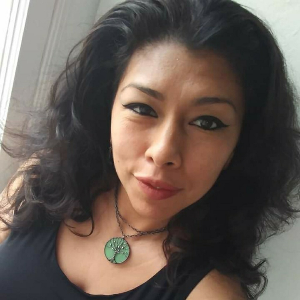 Meet your Posher, Cristina